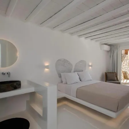 Villa Seaside Serenity